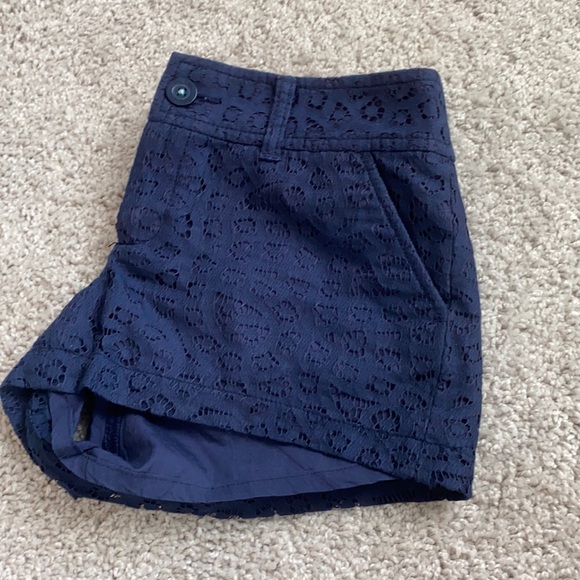 Lilly Pulitzer Shorts - Picture 4 of 4